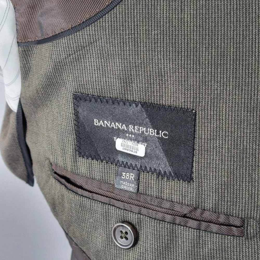 Banana Republic Men's Sport Coat Blazer Two Button Brown Poly‎ Blend 38R
